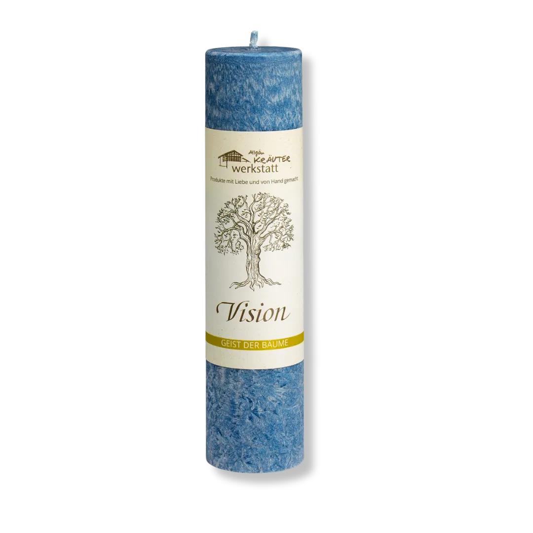 Blaue Allgäuer Kräuterkerze "Vision" mit Tanne, unterstützt beim Finden & Manifestieren der eigenen Ziele.